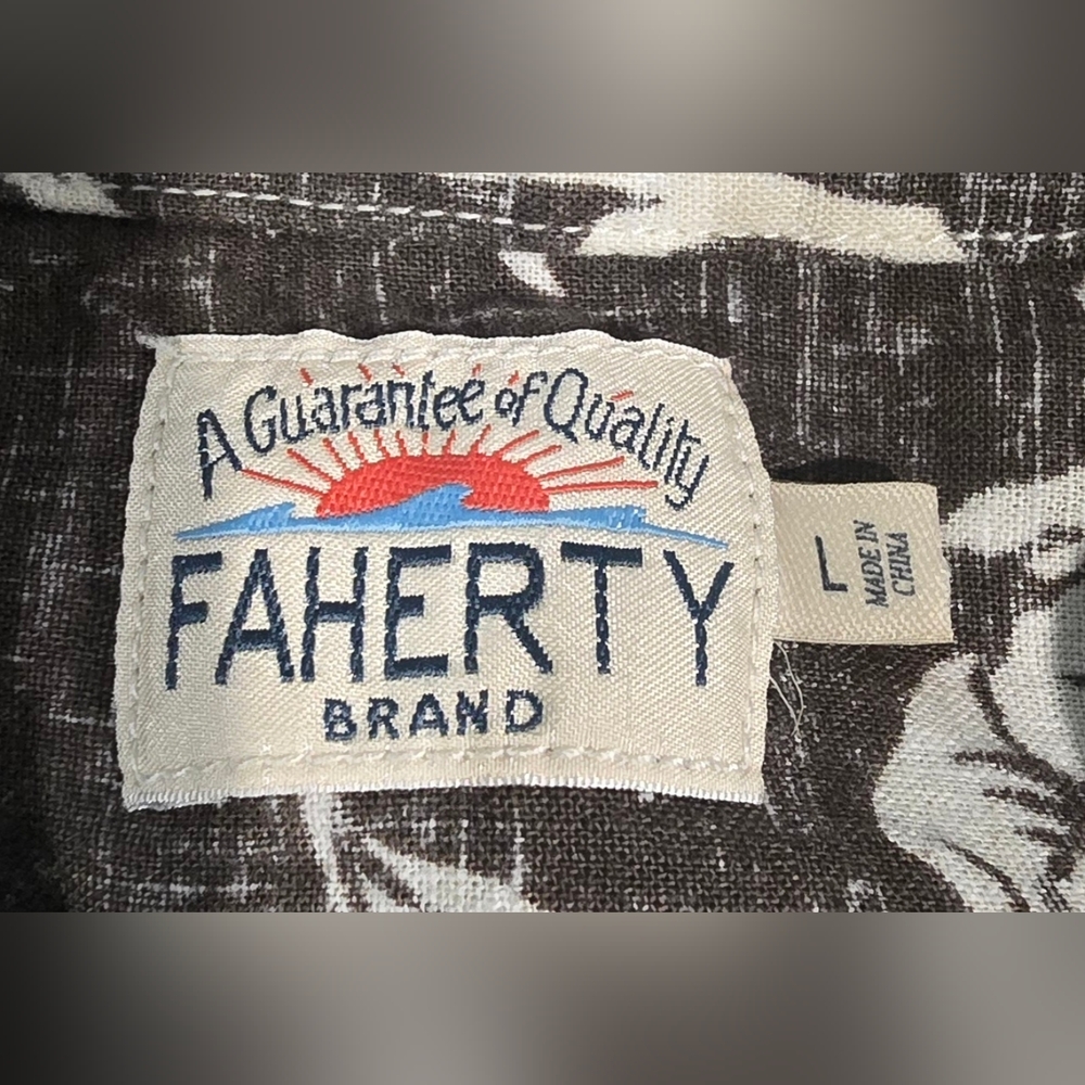 Faherty Mens S/S Reversible Print Coast Shirt Size Large - Picture 2 of 6